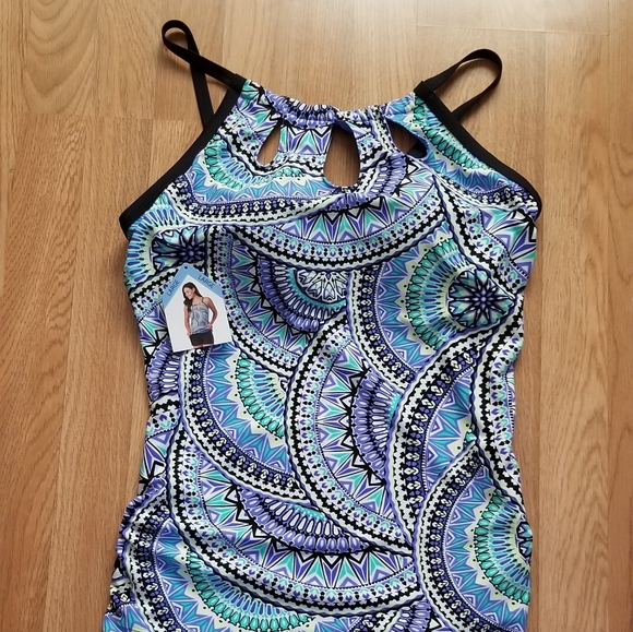 Womens swim top. Large - Picture 2 of 5